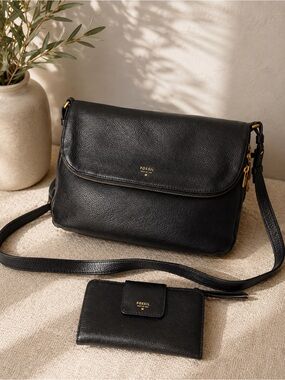 Fossil Preston Large Black Pebbled Leather Flap Crossbody Bag + Matching Wallet
